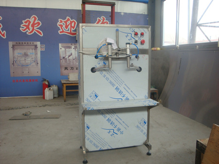 淺講油脂灌裝機(jī)設(shè)備常見(jiàn)故障及排除辦法
